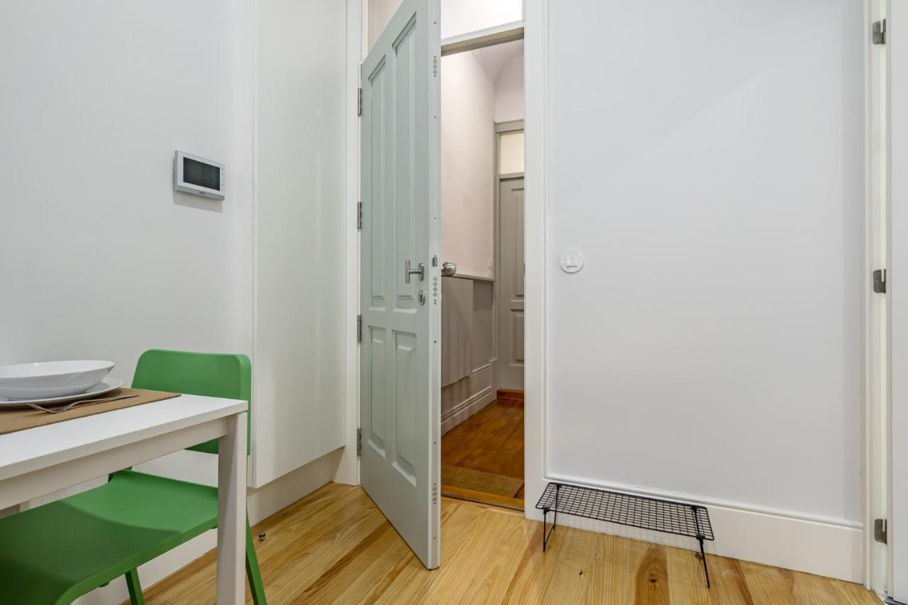 Nomad'S Easy Stay - 1Bed Alegria Emerald OOporto Exteriör bild